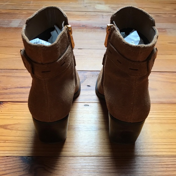 Naturalizer Suede Tan Cognac Pointed Toe Boots with Strap, EUC, 7.5 - Picture 4 of 13